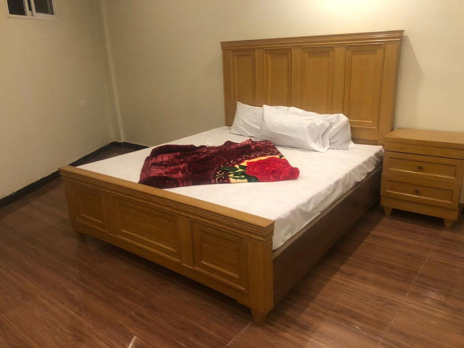 Al Buraq Hotel Islamabad Ngoại thất bức ảnh